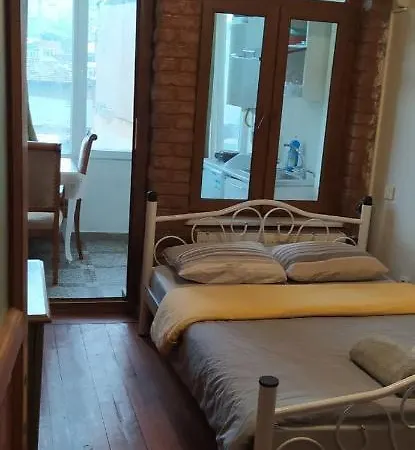Istanbul Home 4 *